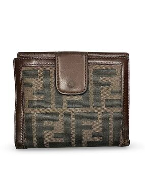 Vintage FENDI double snap bifold with leather interior and trim - gender neutral